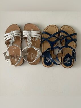 Bundle of 2 Kids Sandals - White Floral T-Strap & Navy blue Cross-Strap Set